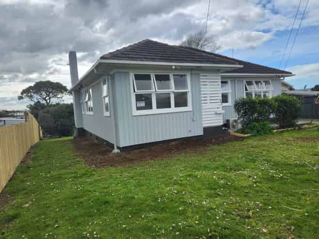 11 Hooks Road, Manurewa