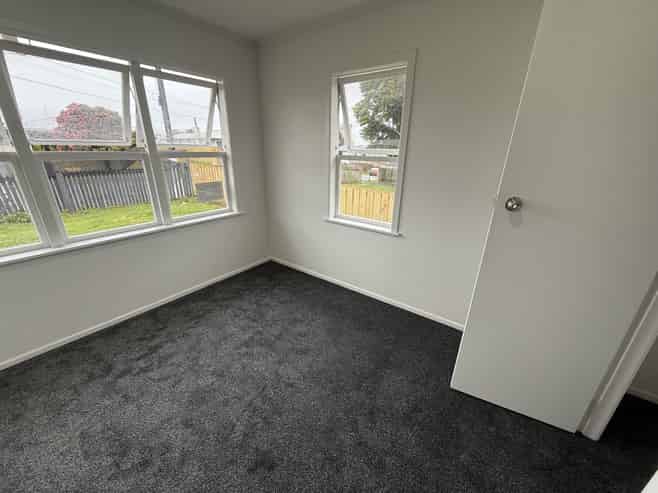 11 Hooks Road, Manurewa