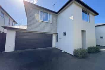 2/27 Sherborne Street, Saint Albans