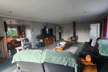 Manawatu / Whanganui - Address withheld