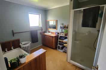 Manawatu / Whanganui - Address withheld