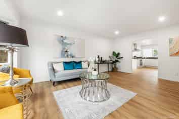 1 Pahi Place, West Harbour