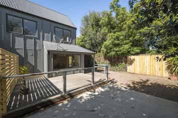 17D James Street, Victoria