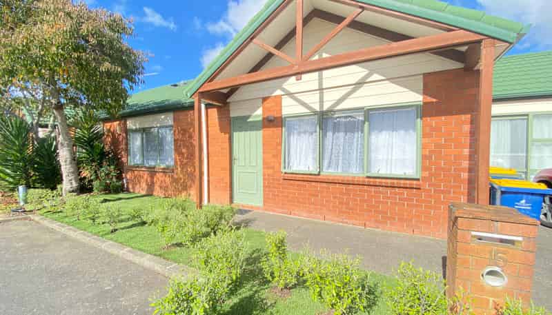 15 Dunbarton Dr, Ranui