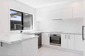 14 Mayfly Grove, Nukuhau