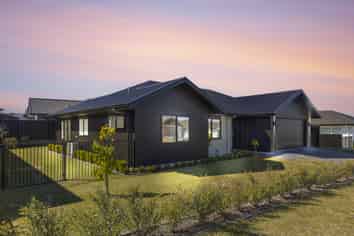 14 Mayfly Grove, Nukuhau