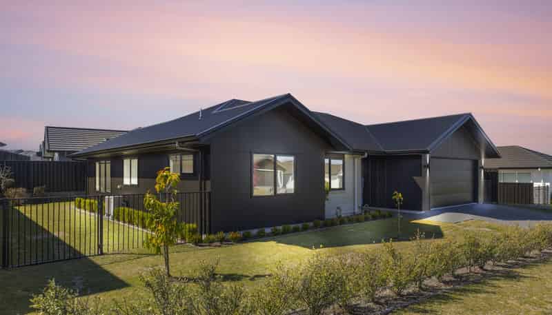 14 Mayfly Grove, Nukuhau