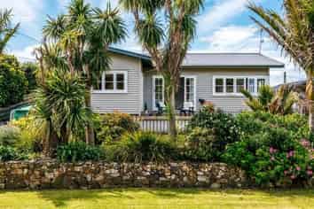 46 Tahatai Road, Oneroa