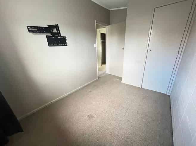 2/571A Fergusson Drive, Trentham