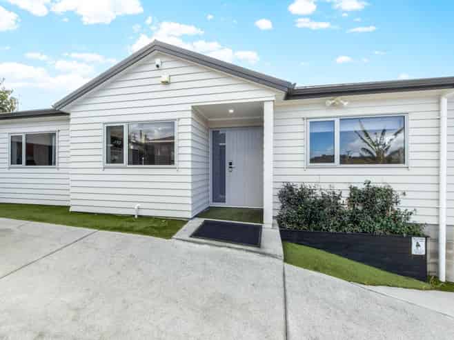 33B Glengarry Road, Glen Eden