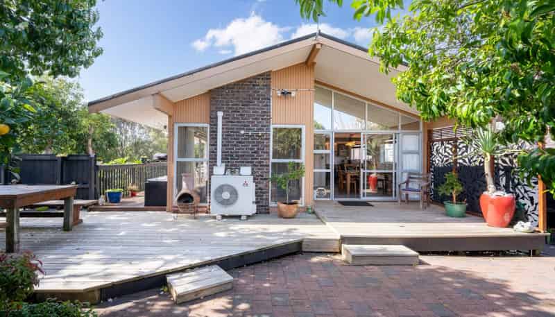 71 Meadway, Sunnyhills