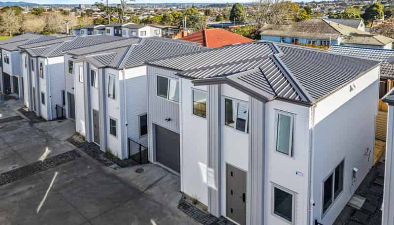 232&234 Whitney Street, Blockhouse Bay