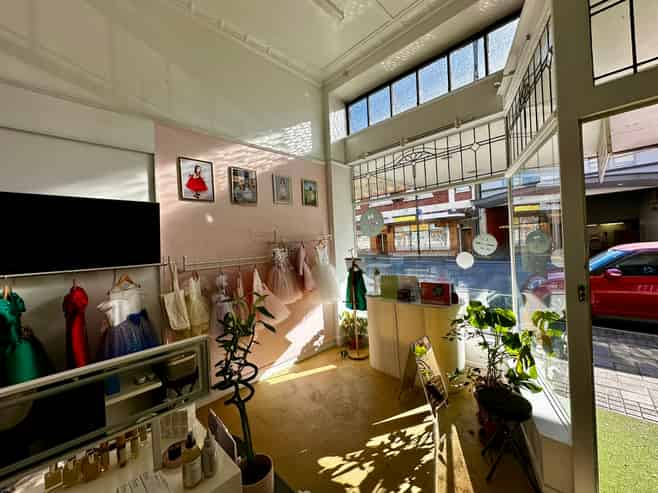 Retail Beauty Space Available