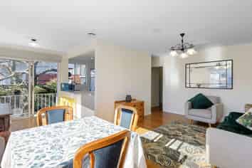 2/32A Ararino Street, TRENTHAM