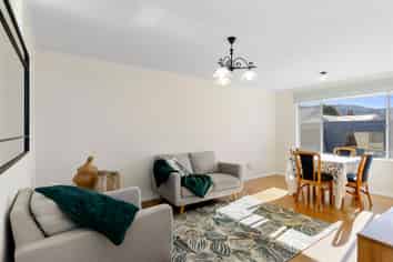 2/32A Ararino Street, TRENTHAM