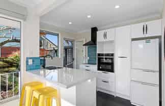 2/32A Ararino Street, TRENTHAM