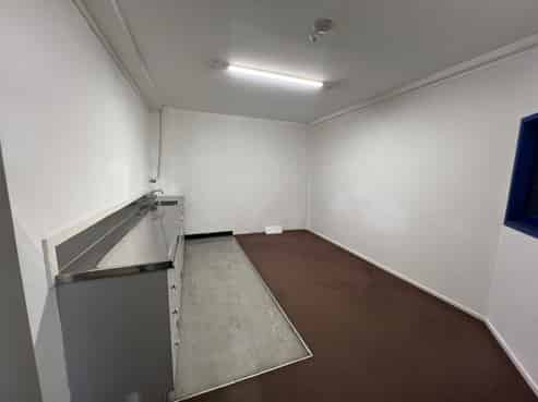 Versatile City Fringe Warehouse – Home Street