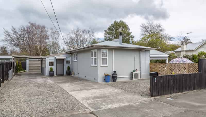 2 Wood Street, Greytown