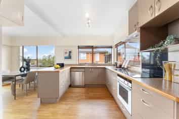 21 Anich Road, Massey