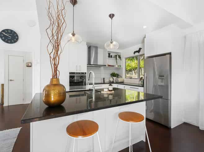 17 McClintock Road, Massey