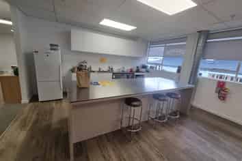 Upper Hutt Office In Brewtown