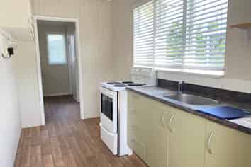 12A Lewis Street, Kamo