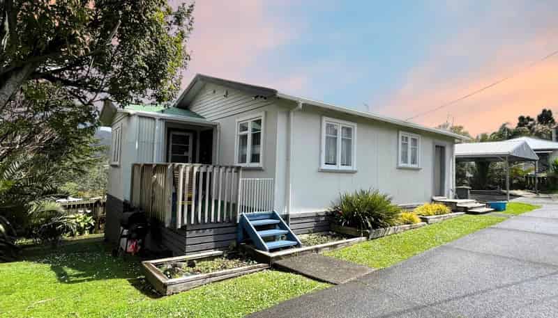 12A Lewis Street, Kamo
