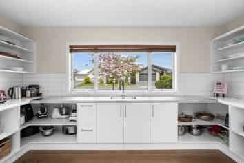 Hawkes Bay - Address withheld