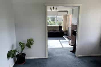 28 Lewis Street, Glenview