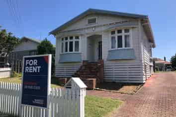 133a May Road, Mount Roskill