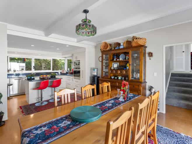 28 Kakariki Grove, Waikanae