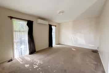 12 Garton Drive, Massey