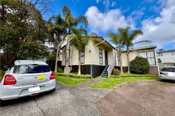 12 Garton Drive, Massey