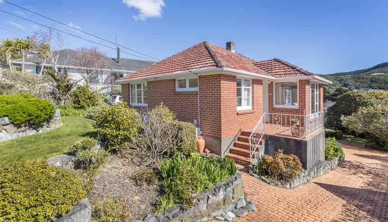 66 Taylor Terrace, Tawa