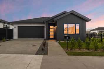 49 Tipu Crescent, Milldale