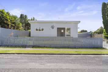 11 Little St, Tirau