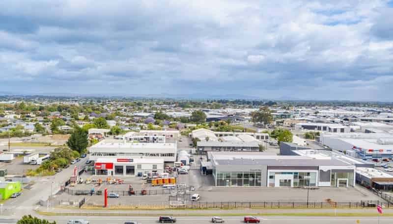 111 Ford Road, Onekawa