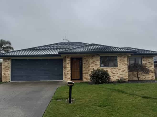 28 Diomede Glade, Flagstaff