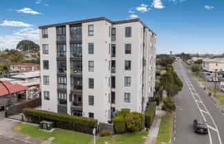 102/82 Jellicoe Road, Panmure