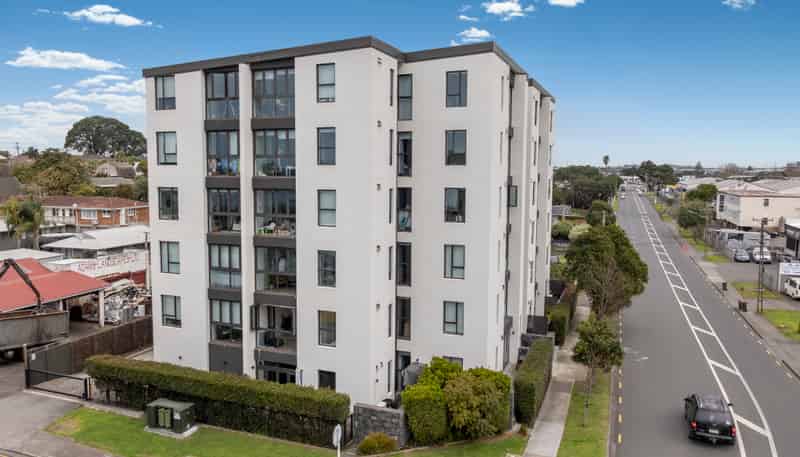 102/82 Jellicoe Road, Panmure