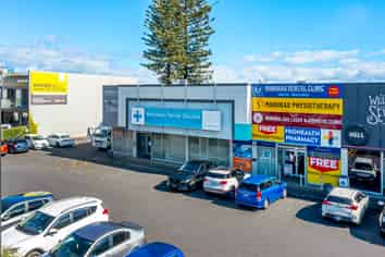 Part-Vacant Medical – Invest or Occupy