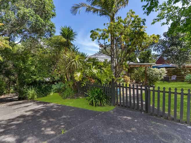 121 Oreil Avenue, West Harbour