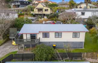 77B Meander Drive, Welcome Bay