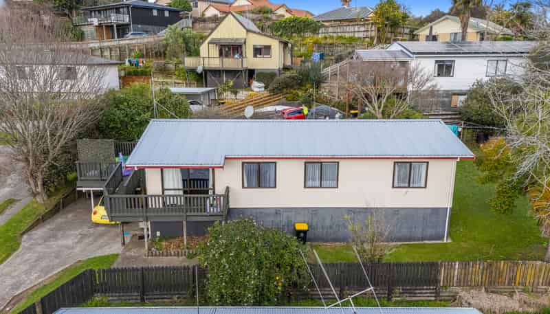 77B Meander Drive, Welcome Bay