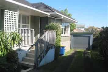 2/59 Shakespeare Road, Milford