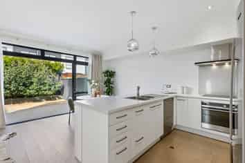 33 Wallace Road, Hobsonville
