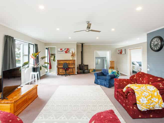 12A Heatherlea Heights, Feilding