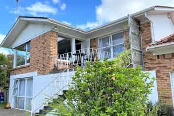 2/38 Byron Avenue, Takapuna