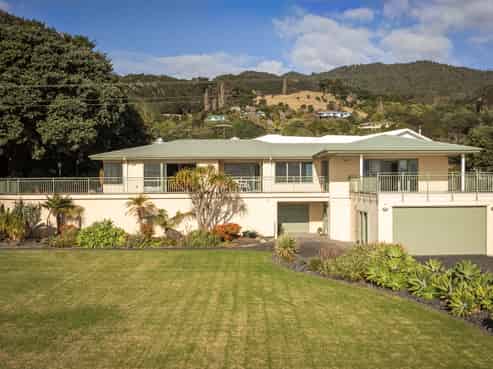 224 Thames Coast Road, Thornton Bay
