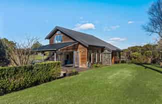 115 Wilma Road, Surfdale